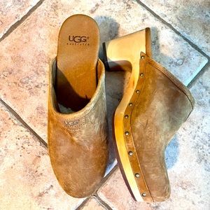 Ugg Clog size 9